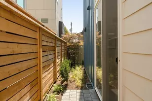 2649A NW 63rd St, Seattle, WA 98107 - Photo 23
