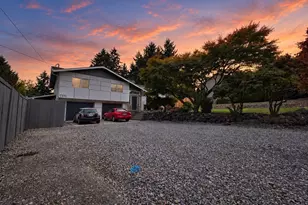 7102 100th St E, Puyallup, WA 98373 - Photo 1