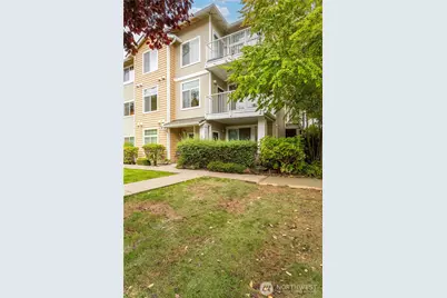 21240 40th Place S #Unit B, SeaTac, WA 98198 - Photo 23