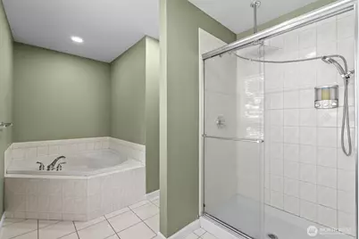 10220 NE Yaquina Avenue, Bainbridge Island, WA 98110 - Photo 33