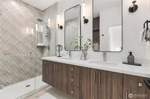 2328 Franklin Ave E, Seattle, WA 98102 - Photo 25