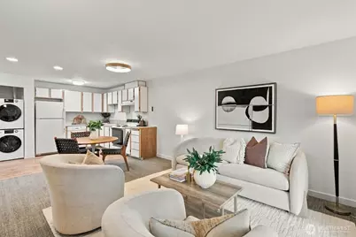 5225 50th Avenue NE #204, Seattle, WA 98105 - Photo 1