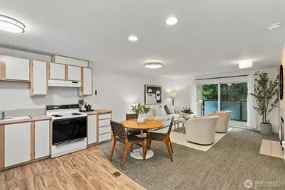 5225 50th Avenue NE #204, Seattle, WA 98105 - Photo 5