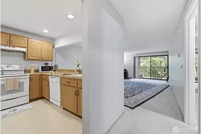 6702 139 Avenue NE #750, Redmond, WA 98052 - Photo 7