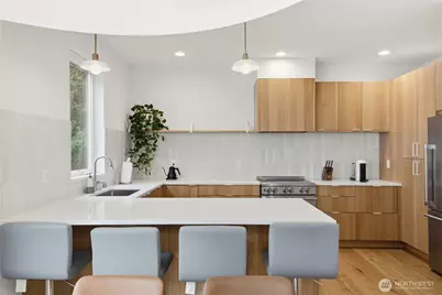 514 NE 102nd Street #B, Seattle, WA 98125 - Photo 9