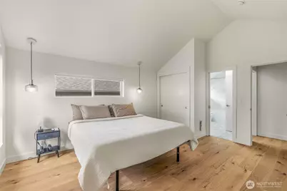 514 NE 102nd Street #B, Seattle, WA 98125 - Photo 15