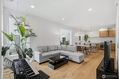 514 NE 102nd Street #B, Seattle, WA 98125 - Photo 3