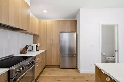 514 NE 102nd Street #B, Seattle, WA 98125 - Photo 13