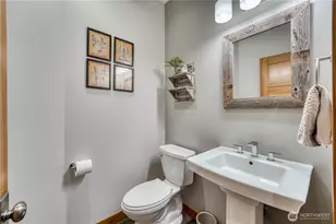 7940 Beach Dr E, Port Orchard, WA 98366 - Photo 21