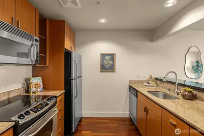 1711 E Olive Way #413, Seattle, WA 98102 - Photo 11