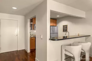 1711 E Olive Wy, Seattle, WA 98102 - Photo 13