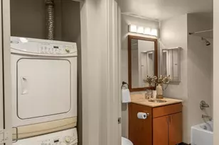 1711 E Olive Wy, Seattle, WA 98102 - Photo 17