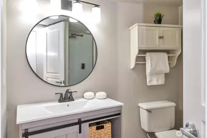 530 Melrose Avenue E #601, Seattle, WA 98102 - Photo 17