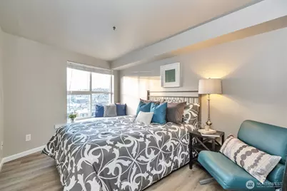 530 Melrose Avenue E #601, Seattle, WA 98102 - Photo 21