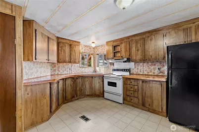 1311 Maple Street #29, Wenatchee, WA 98801 - Photo 11