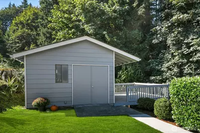 17465 NE 163rd Place, Woodinville, WA 98072 - Photo 29