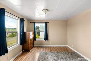 317 W Pine St, McCleary, WA 98557 - Photo 5