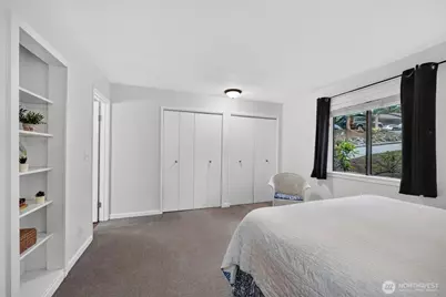 10410 NE 32nd Place #D-104, Bellevue, WA 98004 - Photo 11