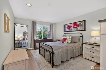 2125 California Avenue SW #302, Seattle, WA 98116 - Photo 15
