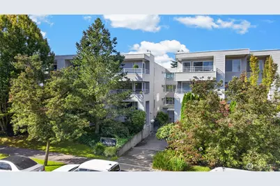 2125 California Avenue SW #302, Seattle, WA 98116 - Photo 25