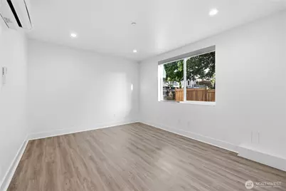 2536 31st Avenue W, Seattle, WA 98199 - Photo 35