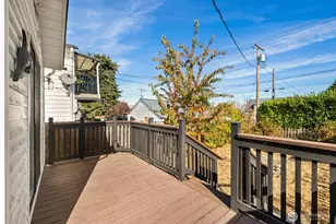 1227 E 4th St, Port Angeles, WA 98362 - Photo 27