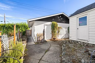1227 E 4th Street, Port Angeles, WA 98362 - Photo 33