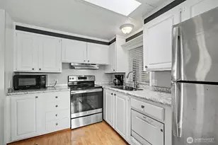 11436 SE 208th St, Kent, WA 98031 - Photo 11