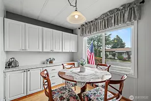 11436 SE 208th St, Kent, WA 98031 - Photo 9
