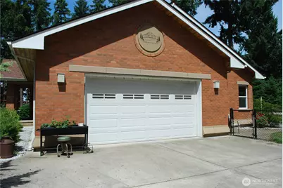 11310 Harris Rd SE, Yelm, WA 98597 - Photo 33