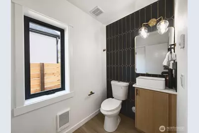 5404 20th Avenue S, Seattle, WA 98108 - Photo 5