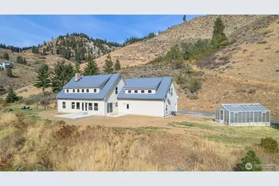 9375 N Fork Road, Cashmere, WA 98815 - Photo 1