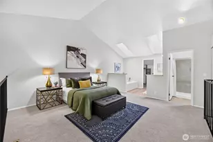 9738 Ashworth Ave N, Seattle, WA 98103 - Photo 17