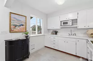 2907 18th St, Everett, WA 98201 - Photo 13