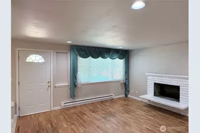 5622 202nd Street SW, Lynnwood, WA 98036 - Photo 5