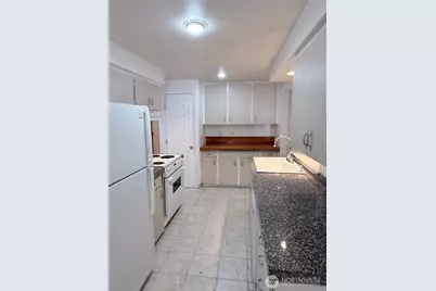 5622 202nd Street SW, Lynnwood, WA 98036 - Photo 7