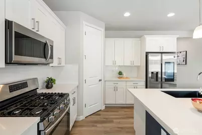 5102 82nd Pl NE, Marysville, WA 98270 - Photo 13