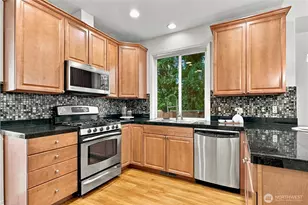7924 NE 184 St, Kenmore, WA 98028 - Photo 5