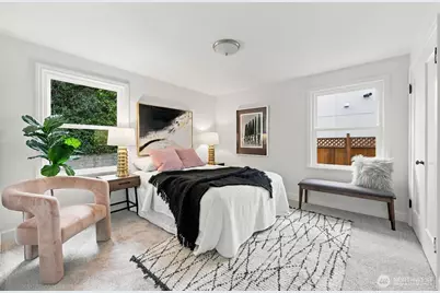 10735 Densmore Avenue N, Seattle, WA 98133 - Photo 13