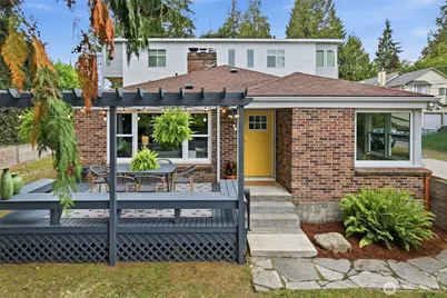 10735 Densmore Avenue N, Seattle, WA 98133 - Photo 33