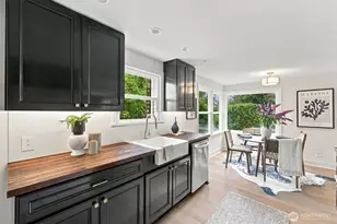 10735 Densmore Ave N, Seattle, WA 98133 - Photo 9