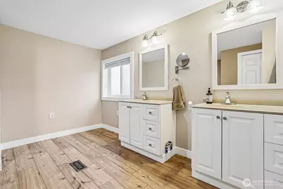 17229 SE Lake Moneysmith Road, Auburn, WA 98092 - Photo 19