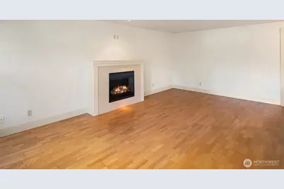 22910 90th Avenue W #D303, Edmonds, WA 98026 - Photo 9