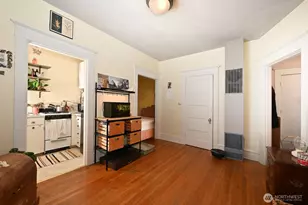1716 Boylston Ave, Seattle, WA 98122 - Photo 9