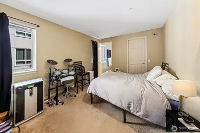 1716 Boylston Avenue, Seattle, WA 98122 - Photo 15