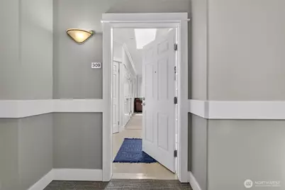 1854 NW 195th Street #309, Shoreline, WA 98177 - Photo 3