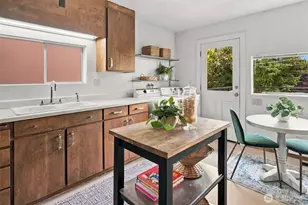 1827 4th Ave W, Seattle, WA 98119 - Photo 9