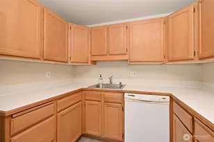 3215 21st St, Everett, WA 98201 - Photo 13