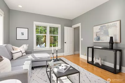 9536 NE North Town Loop, Bainbridge Island, WA 98110 - Photo 19