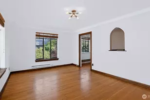 3121 Franklin Ave E, Seattle, WA 98102 - Photo 7